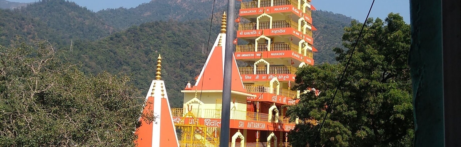 The famous 13 storey temple right next to the Laxman bridge.