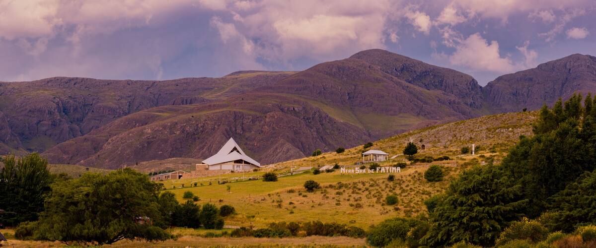 Villa Serrana La Gruta, Sierra de la Ventana, Pcia. de Buenos Aires, Argentina.
