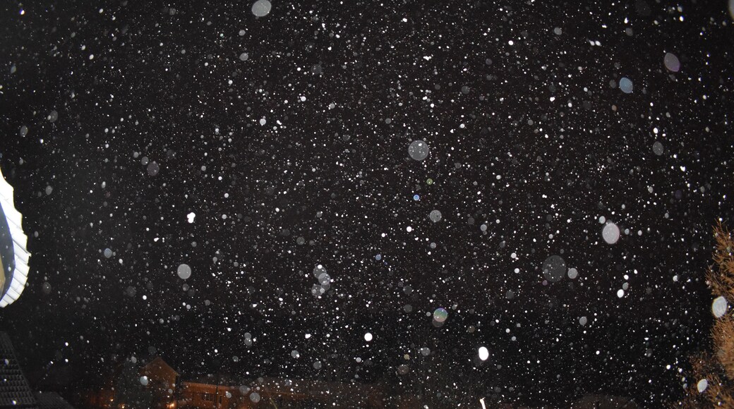 Snowy snowy Russia
https://www.youtube.com/watch?v=mN7LW0Y00kE