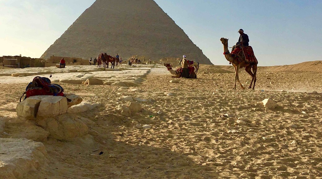 Giza plateau, Cario, Egypt - Cario pyramids - an awesome experience to be out there #red #travel #landscape #ancientruins #nature # architecture #nationalpark #hiking #ancientegypt