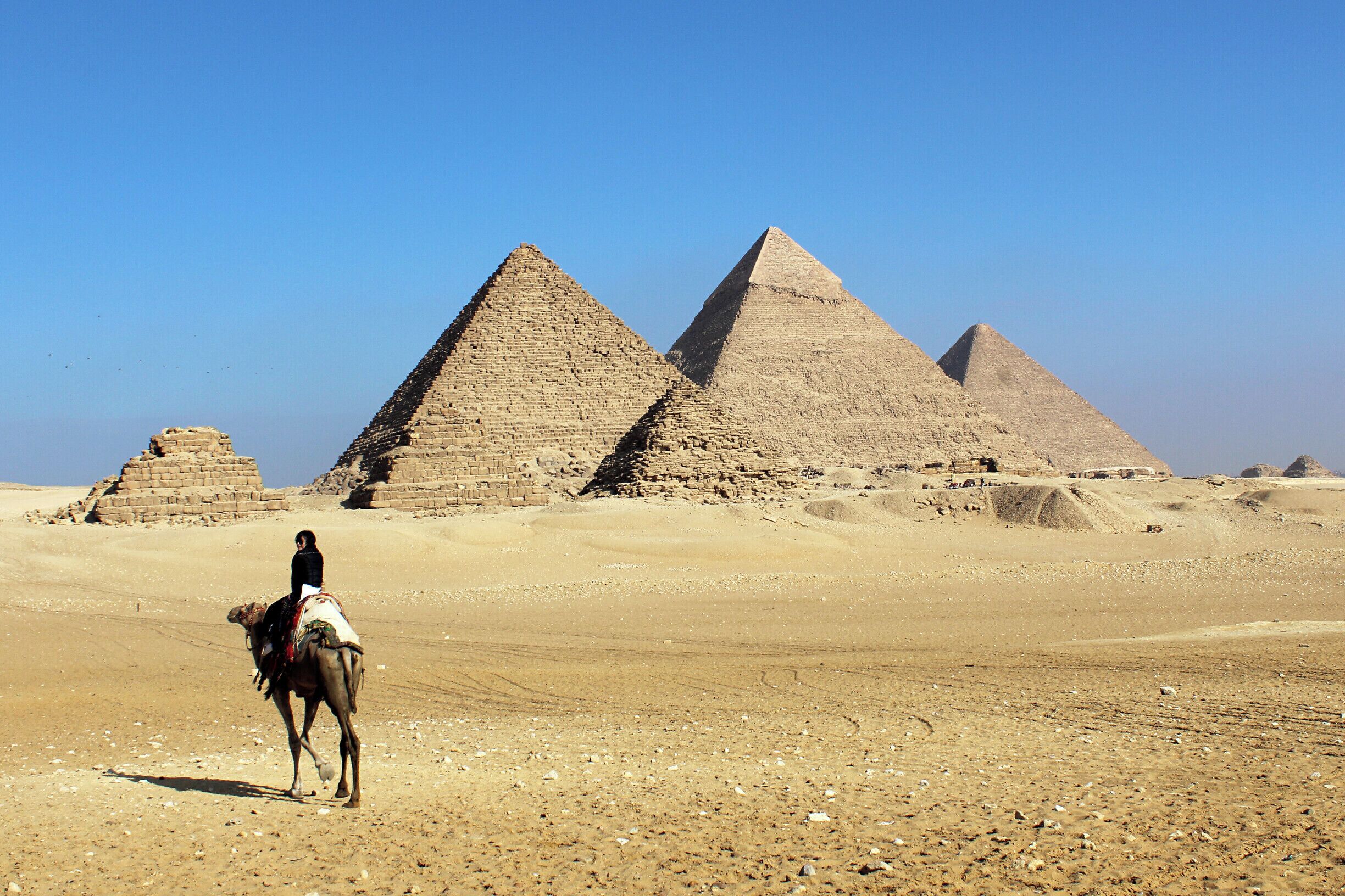 Me going to the pyramids #LifeAtExpedia