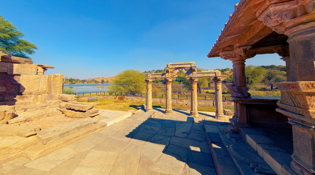 松河上的納格達