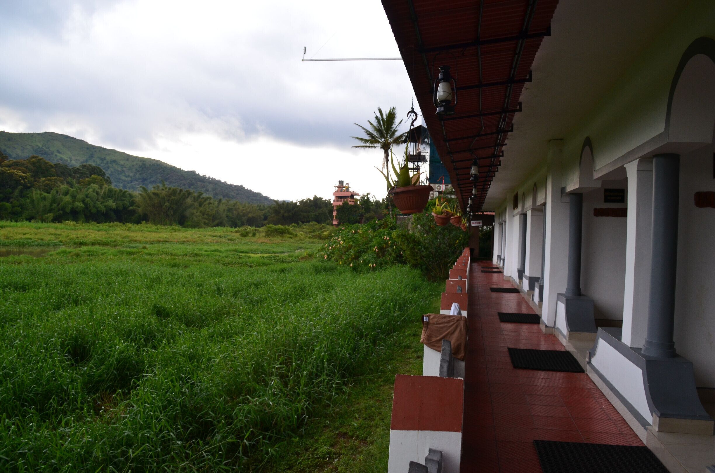 hotel Ranger Wood Thekkady
#TakeAHike
https://www.youtube.com/watch?v=Y7eLrPslBUo