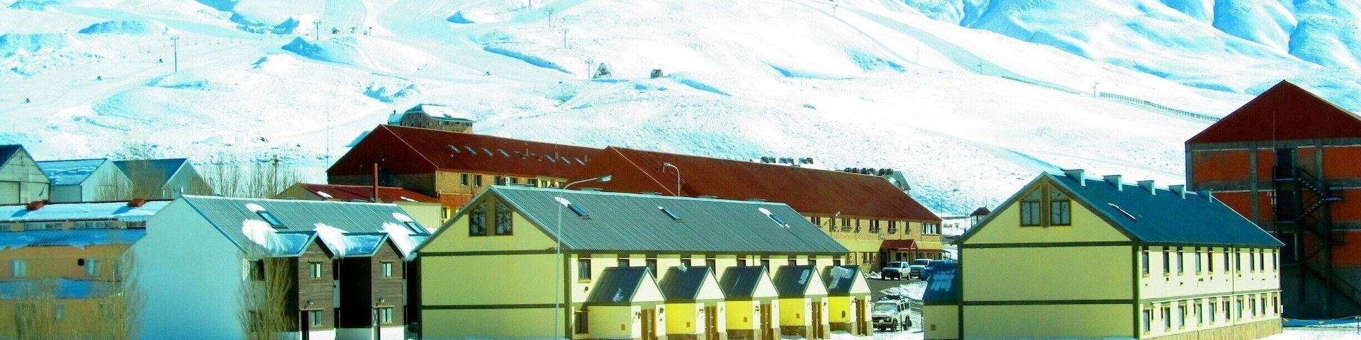 Ski center, with great hotels, and an incredible view of the Andes, just 2 hours from San Rafael city and 1 hour from Malargue.