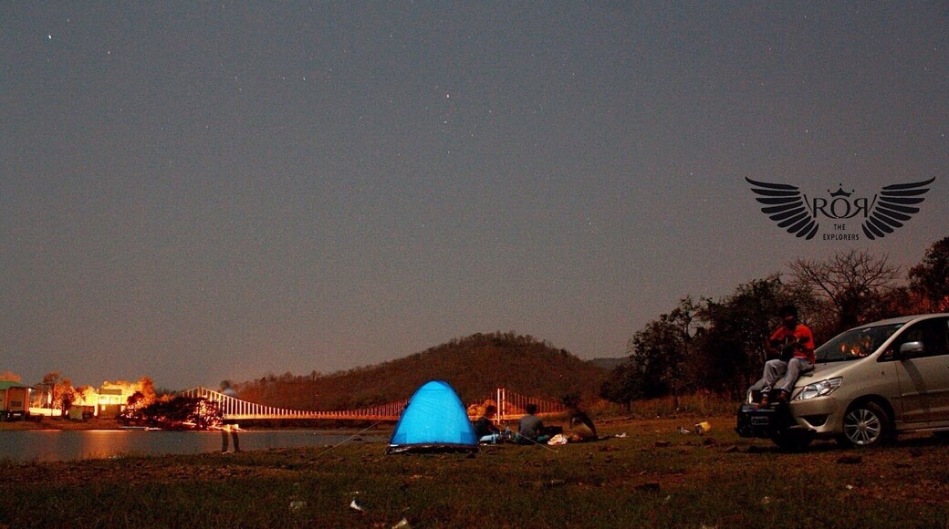 Camping on the shore of Laknavaram:
The Lake is gorgeous and pristine. Can’t stress how perfect this site is for camping. I just hope it doesn’t become too well known ;) !