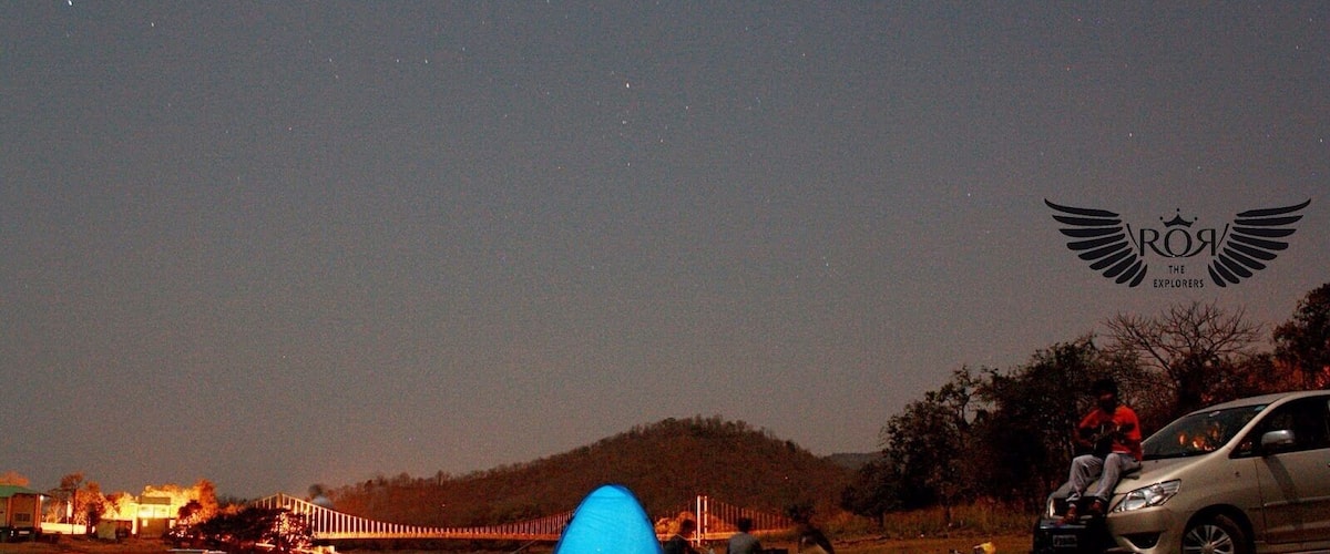 Camping on the shore of Laknavaram:
The Lake is gorgeous and pristine. Can’t stress how perfect this site is for camping. I just hope it doesn’t become too well known ;) !