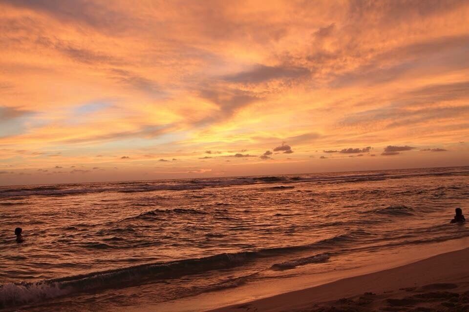 A truly breathtaking view of sunset in Patar Beach💚😱👍🏼😍