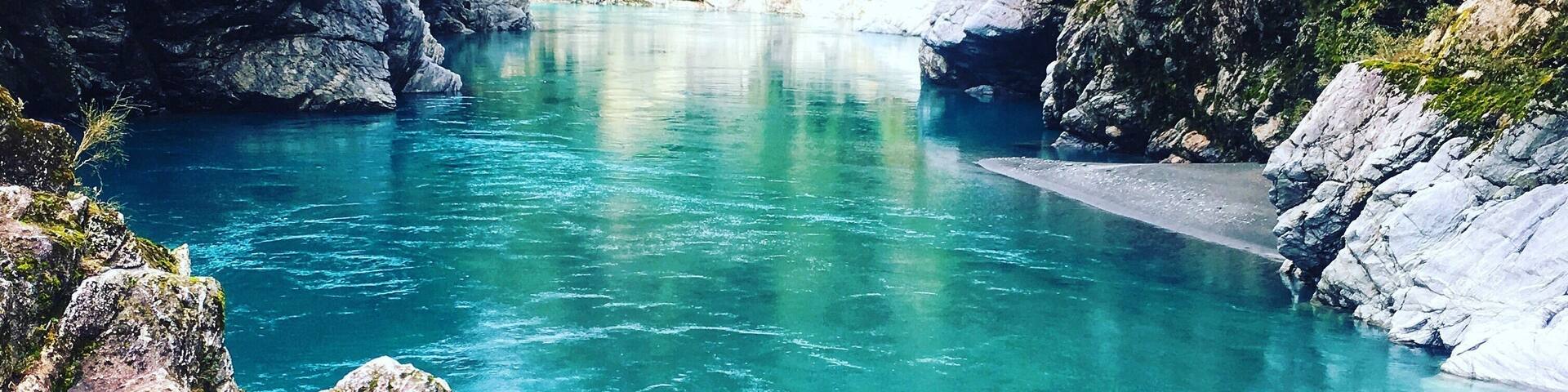 The water at Hokitika Gorge looks as if it has been dyed this gorgeous blue. Winter is a perfect time to go to New Zealand you have so many amazing places all to yourself.
#newzealand #nature