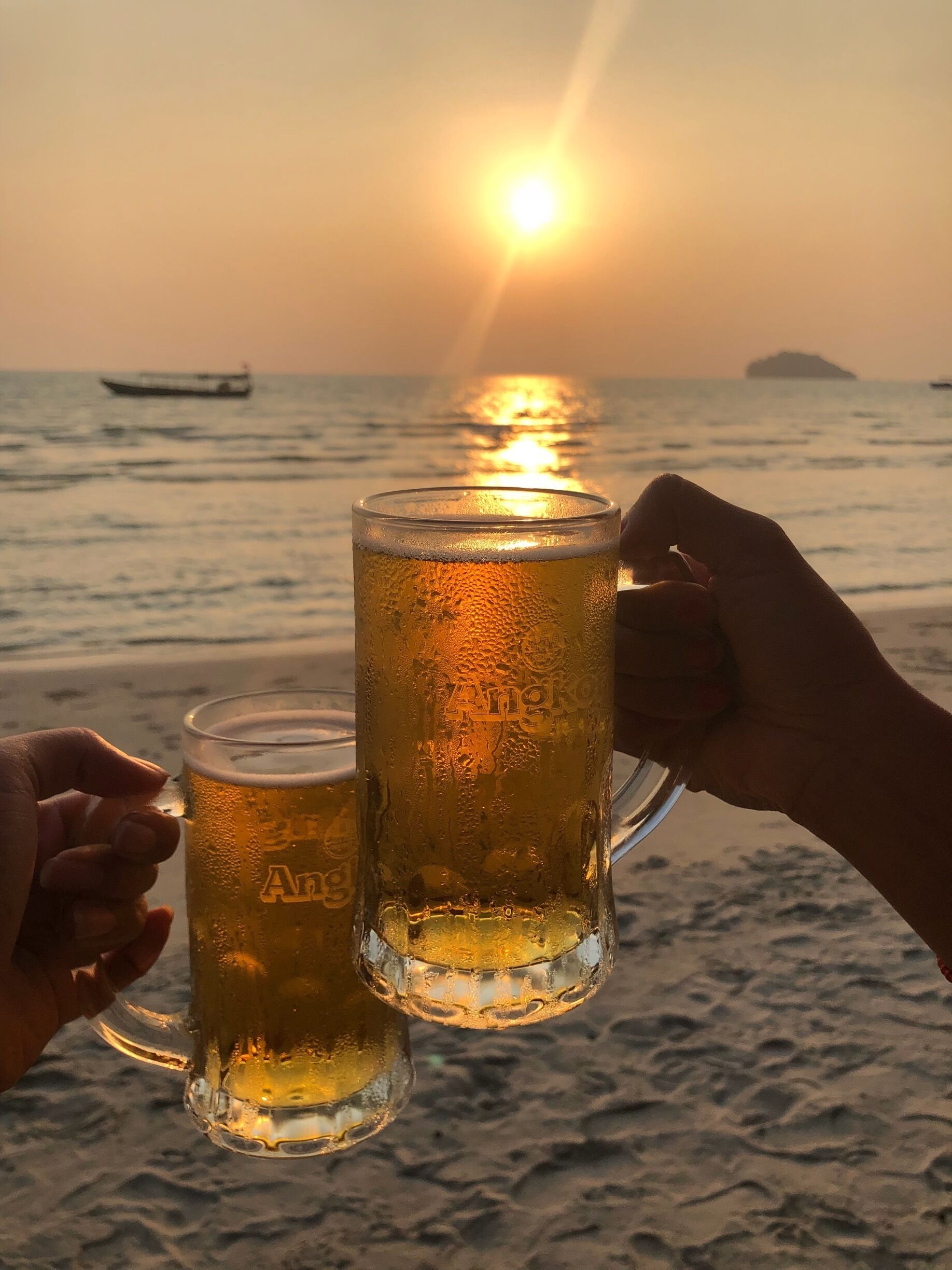 #angkorbeer #sunset #otresbeach #lifeatexpedia