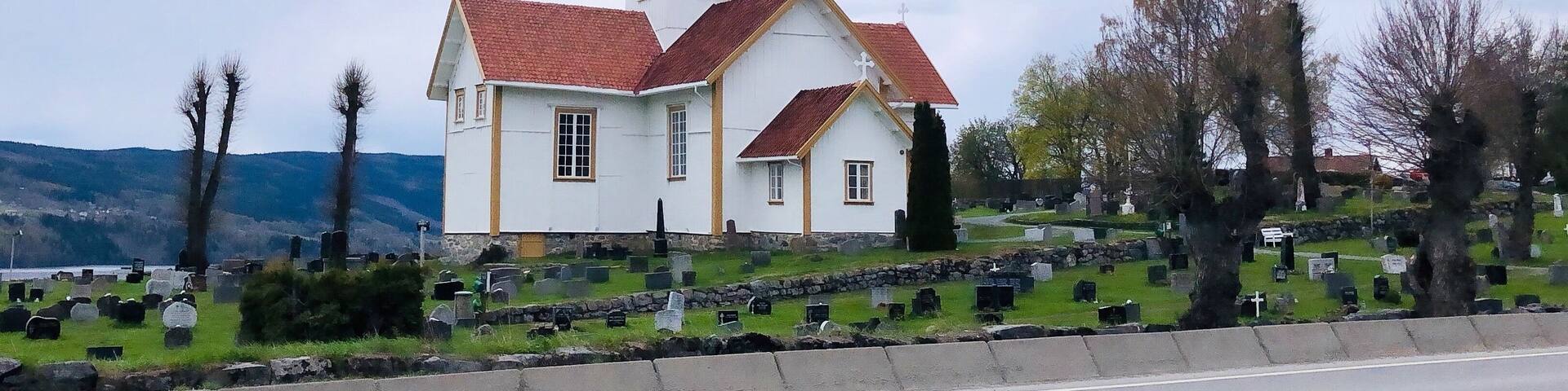 First day in #Norway! We haven’t seen any of the stave churches yet but I was happy to see other cool churches and cute homes on the drive from Gardermoen airport to Etnedal/Bruflat. #church
