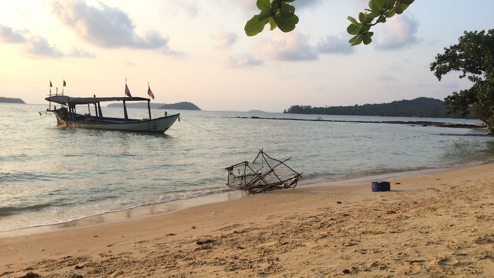 Only an hour off the coast from Sihanoukville, Koh Tah Kiev is much more calm and clean