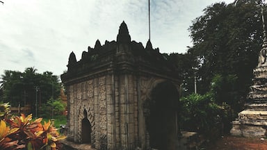 #SamrongKnongPagoda
#Battambang