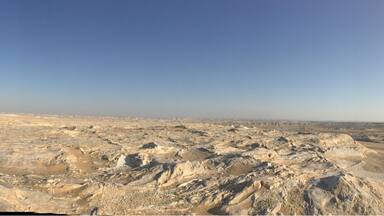 Panorama of the White Sahara. Believe it or not but it was cooler here than in El Cairo!