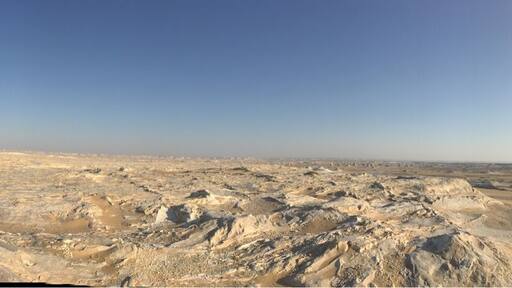 Panorama of the White Sahara. Believe it or not but it was cooler here than in El Cairo!