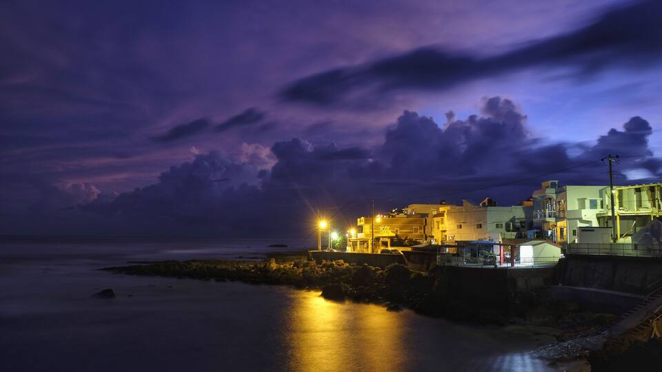 Little town by the sea near Hengchun.