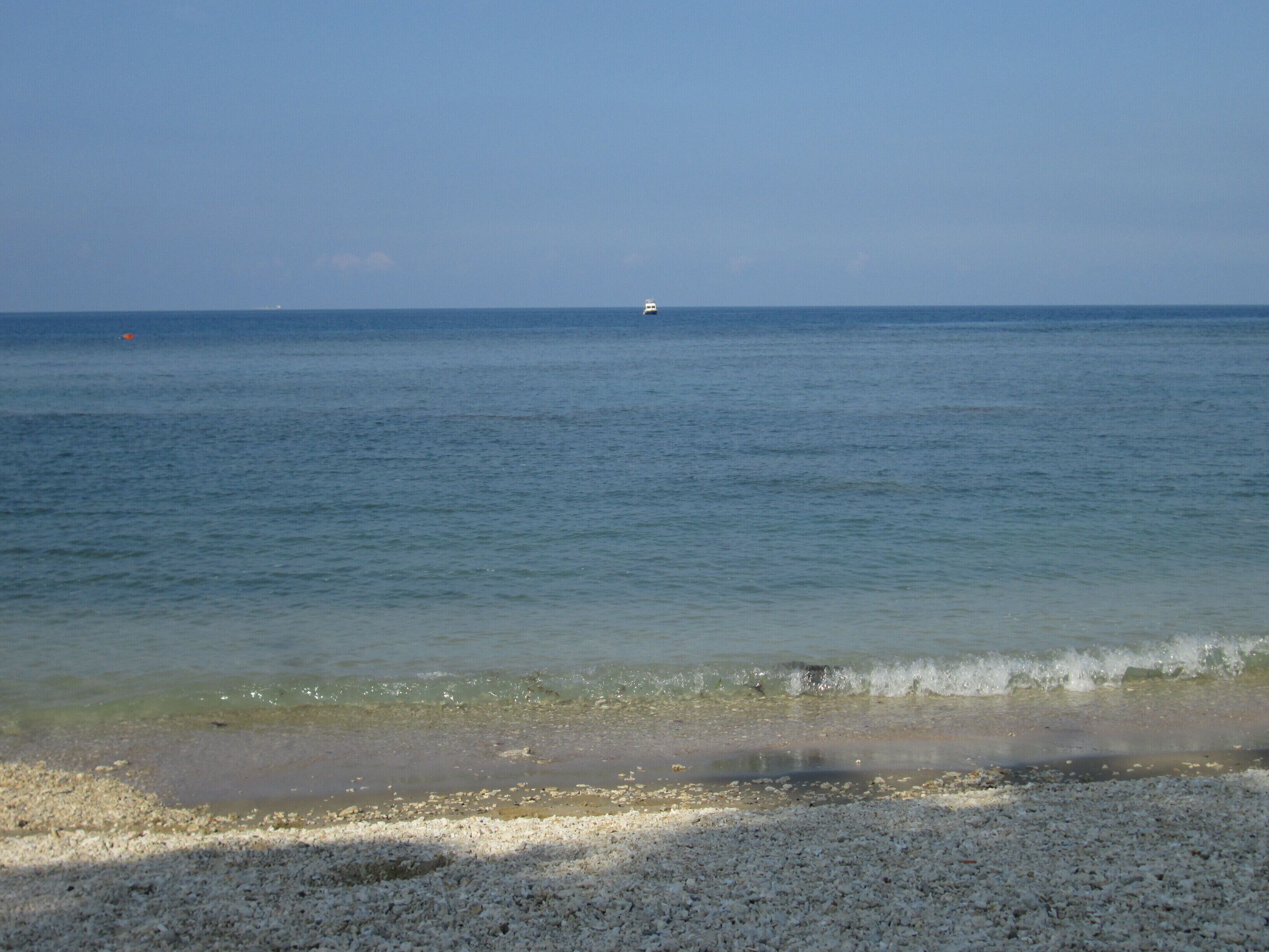 屏東縣恆春鎮 炙熱的恆春海岸