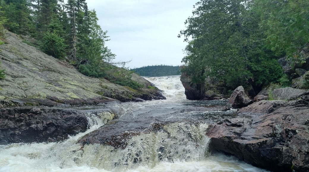 Beautiful Park with some very nice sites.