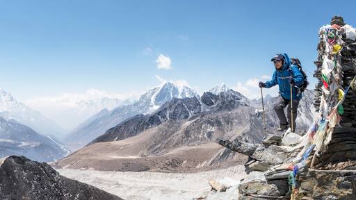 Nepal, Solo Khumbu, Everest, Mountaineers at Chukkung Ri