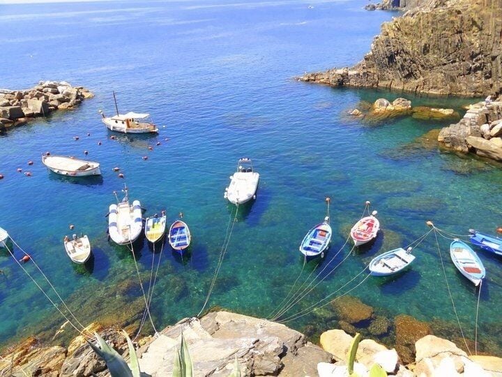 Boats in the bay in Cinque Terre