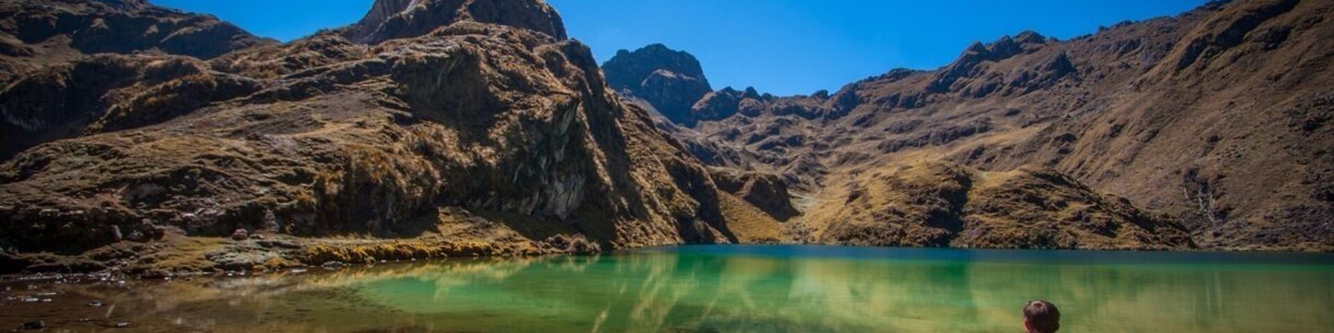 #TroveOn - The amazing lagunes quellacocha in the andean mountains. Very peaceful and quiet place... Just take a moment to suck all the beauty in :) #hiking