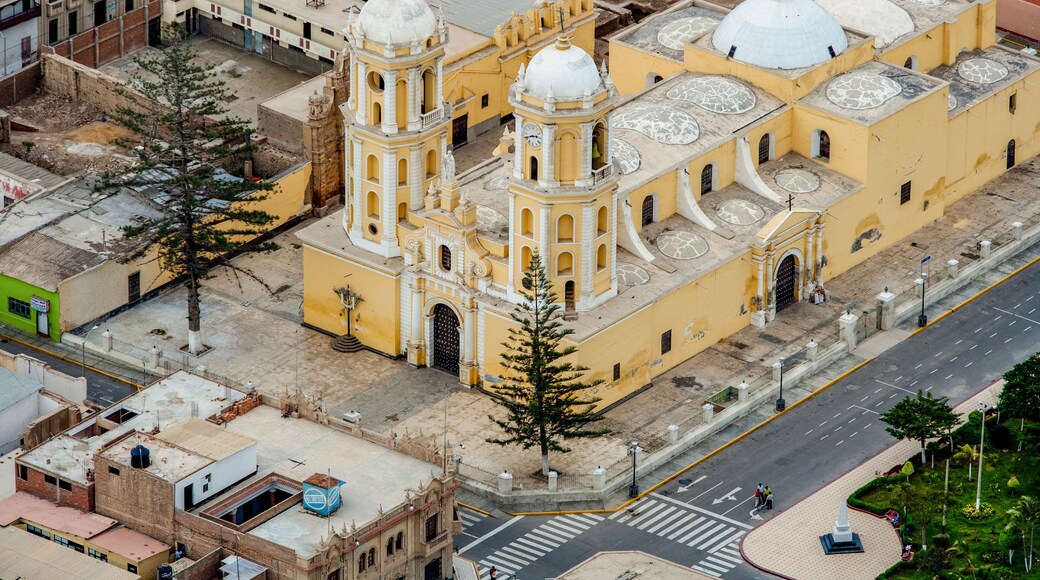 José Leonardo Ortiz