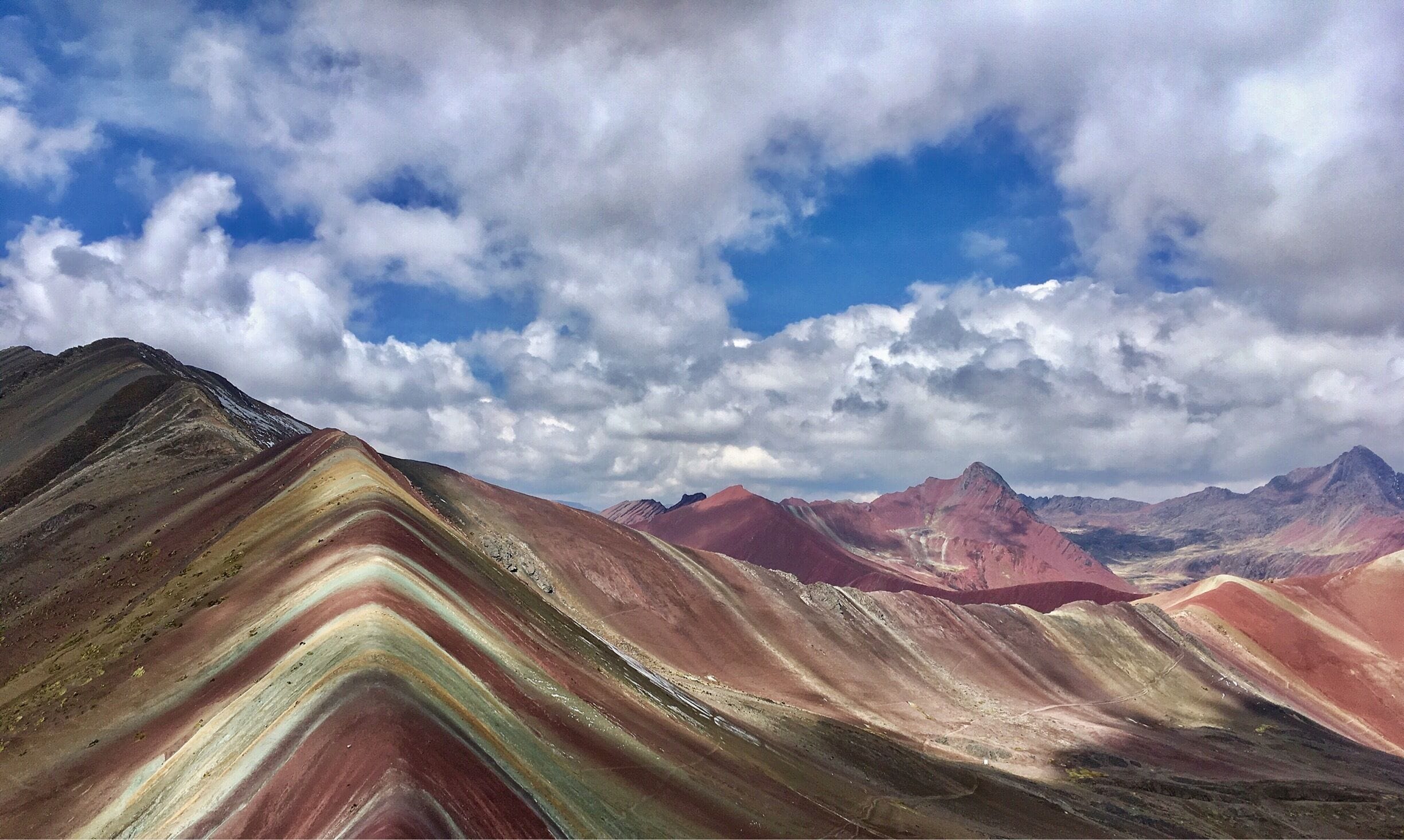 The Rainbow Mountain of Peru, also known as Vinicunca, are stunning and can be seen on the spectacular Ausangate Trek. The hike will begin at 3‘700m and end at 5‘200m. Its‘s a 4 hour hike and not to be underestimated, because of the thin air. But it‘s really worth it!