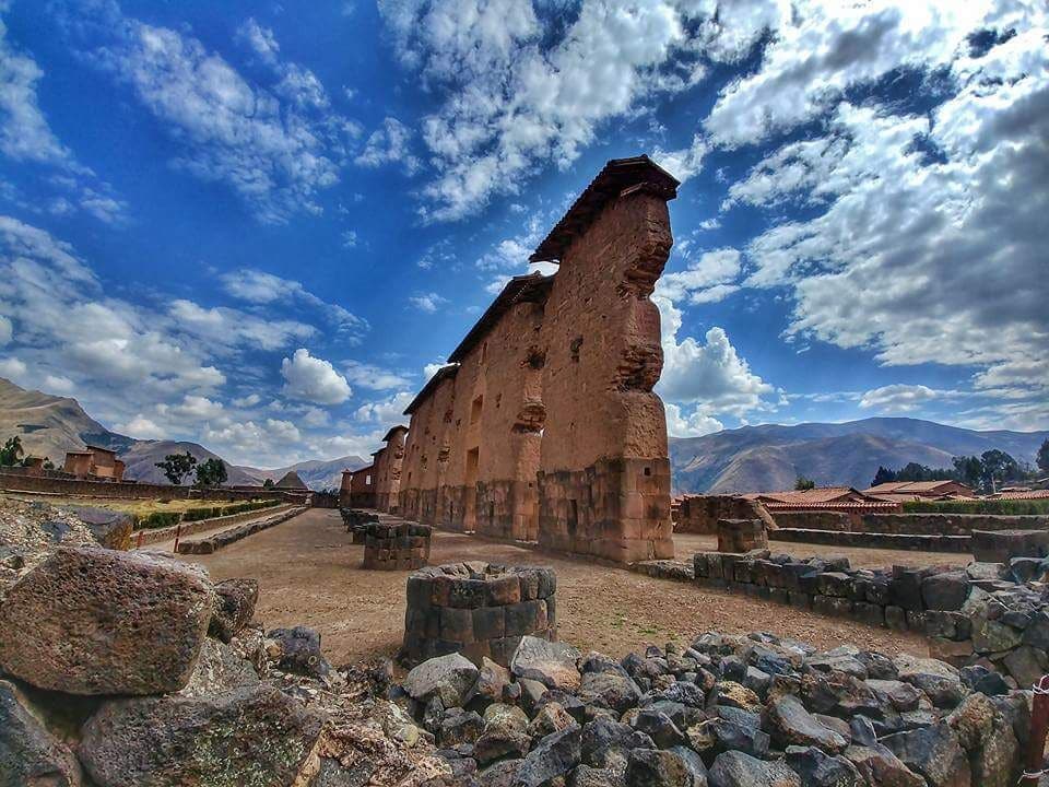 Raqchi, Peru. #instone #peru #cusco #raqchi #ancient #temple 