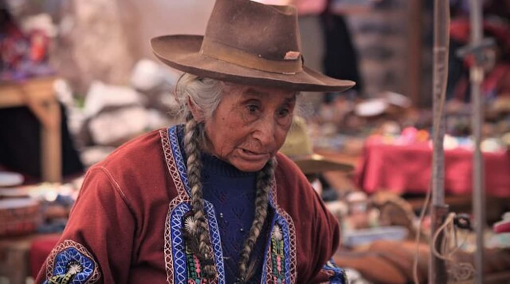 You will undoubtedly stop in Raqchi on your way to Puno or Cusco depending on which way you are traveling. The small church plaza has a market with local villagers selling their souvenirs. The people are very polite and not aggressive at all in trying to sell you something.