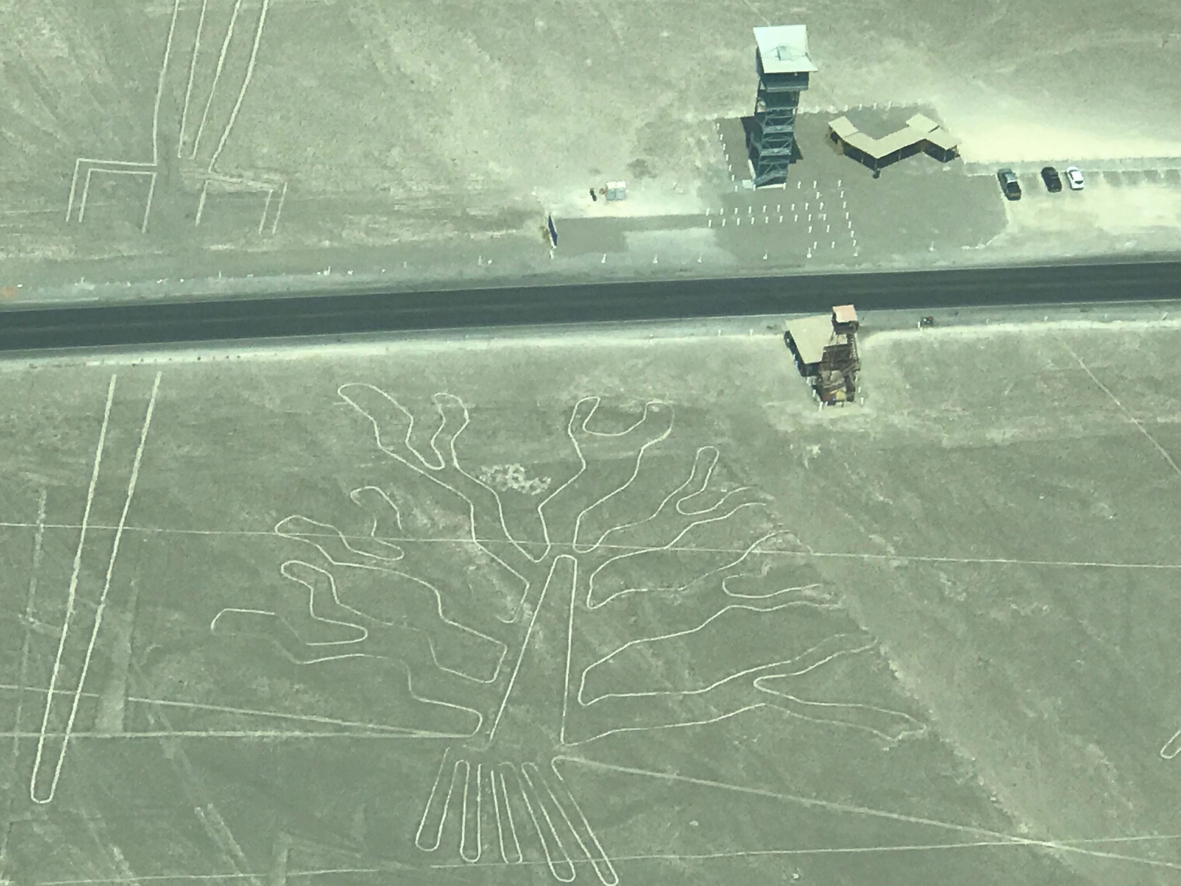 El vuelo impresionante la gente del checking bastante desagradable si no dices que si a todo te amenazantemente con no volar y les da igual !