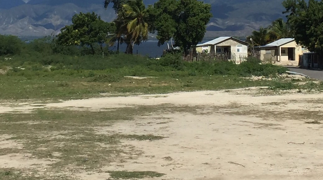 Casas de campo a orillas del Lago.