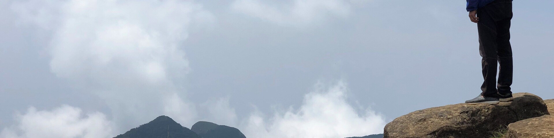 Need a clear view to see the plunge and the villages and lakes below. We were lucky that it turned sunny as we walked from carpark to the viewpoint