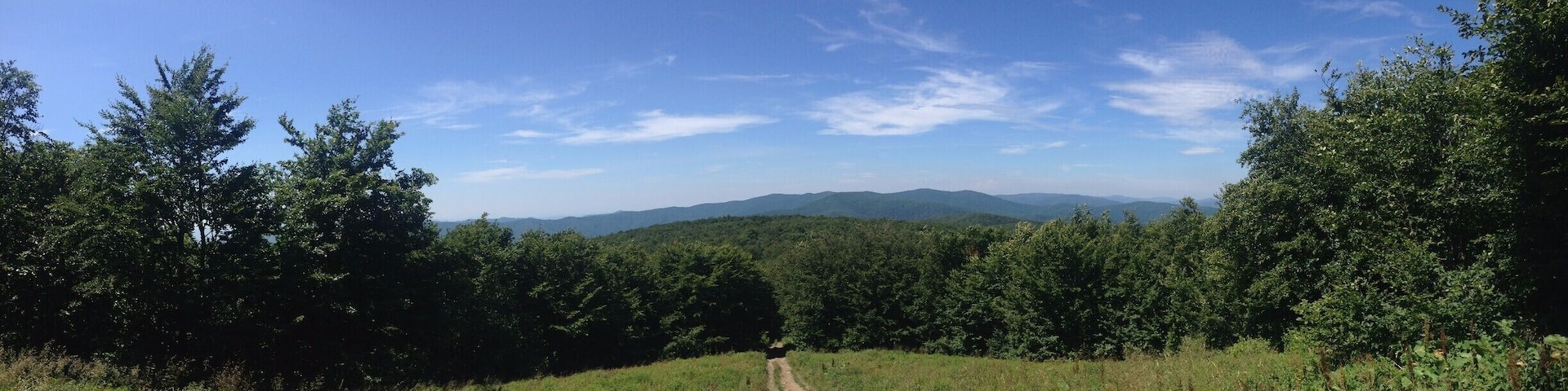 Westwards view from Hrúbky (1186 m) along the Slovak-Polish border on the red hiking trail. This area is not only a national park, but also a UNESCO World Heritage Site thanks to the preserved Primeval Beech Forest. It's remote and peaceful, and there are some outstanding views.
For more information, read my blog post on the area and how to get there. http://www.greengoulash.com/kremenec/
#hiking #nationalpark #nature #UNESCO #TakeAhike