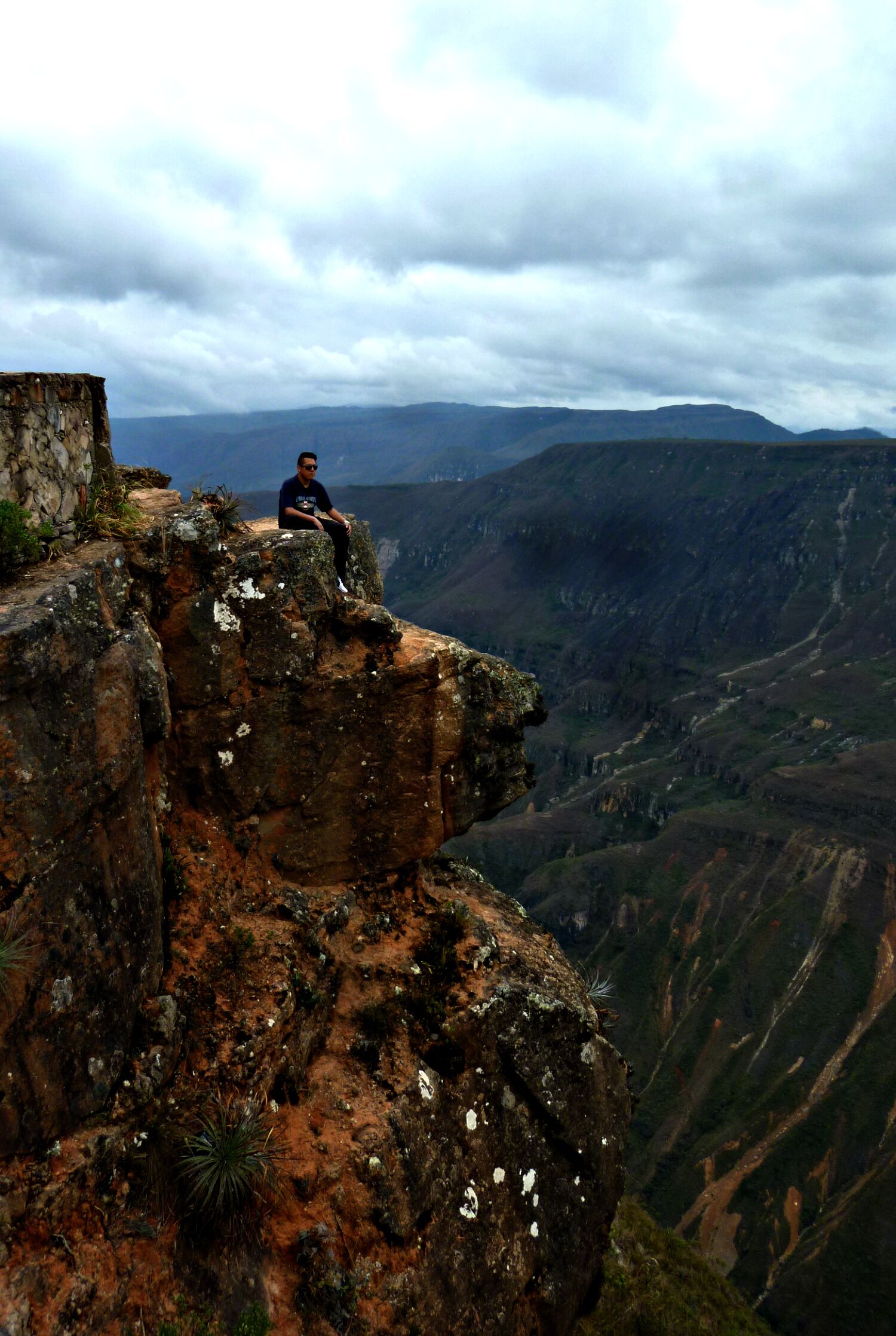 A new tourist destination, can be seen from the balcony of the Huancas town . To 15 minute drive from the Chachapoyas city.
#Blue #hiking