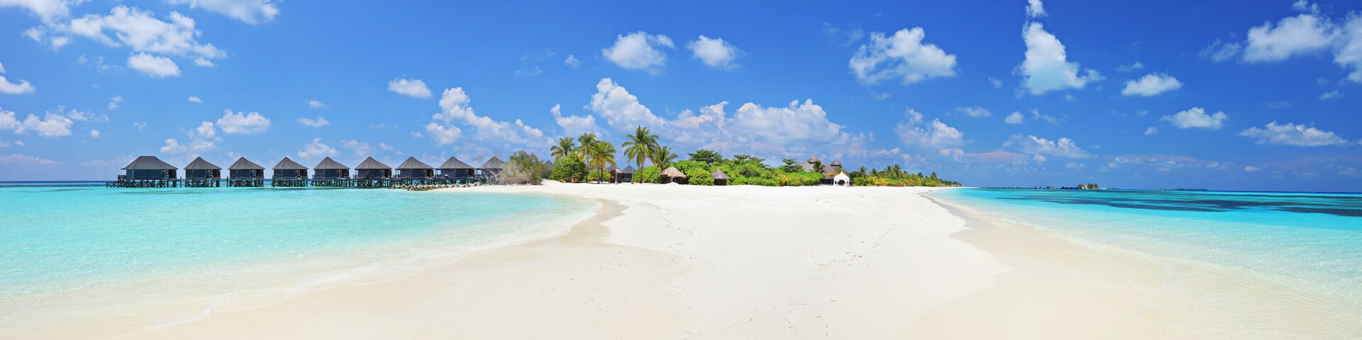 Panorama shot of a tropical islandl, Maldives on a sunny day