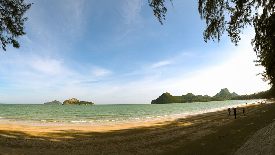 The bay of Ao Manao beach at Prachuap Khiri Khan, Thailand