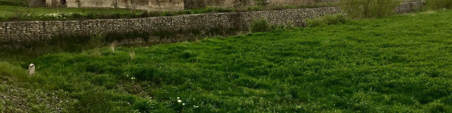 Alaverdi Monastery is situated 20km North-West of Telavi. The 56m high St. Georges Cathedral was built in the 11th century and was the highest building in whole Georgia at its time. The dimensions also today are impressive.