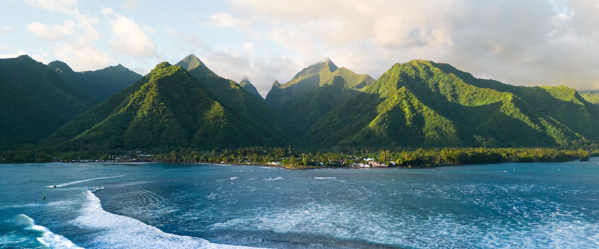 Beautiful mountains of Teahupo'o, Tahiti