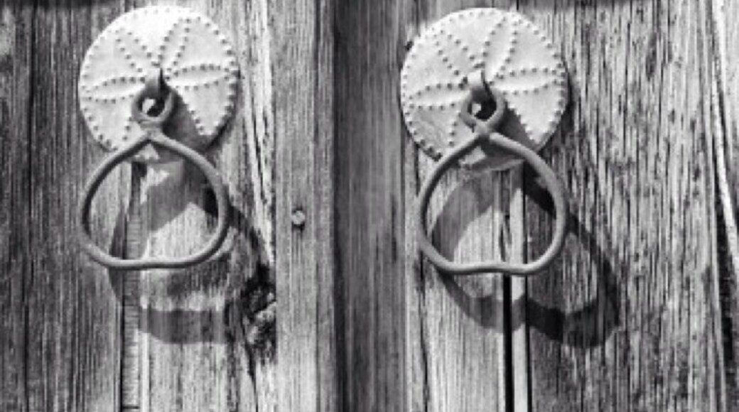 Detail from the doors of the old church, Kato Lefkara
