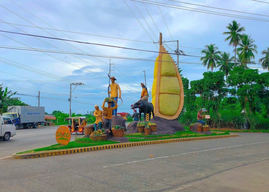 Welcome Landmark in Toril, Davao City featuring “Durian and Carabao”.
#Davao
#DavaoCity
#DavaoCityPh
#Durian