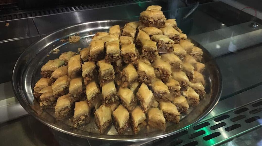 Baklava so yum, feels like gorging the whole bunch. #sweetspot #baklava #arabic