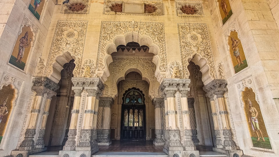 Lakshmi Vilas Palace, Vadodara, Gujarat, India, Asia