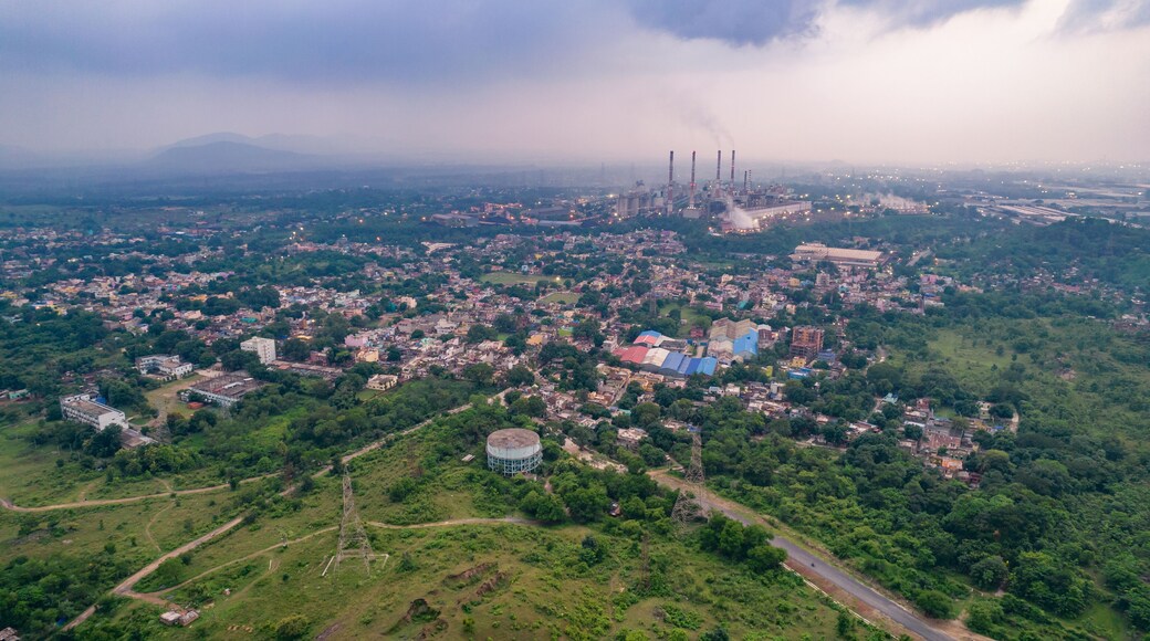 ทมพิวลีตะวันตก