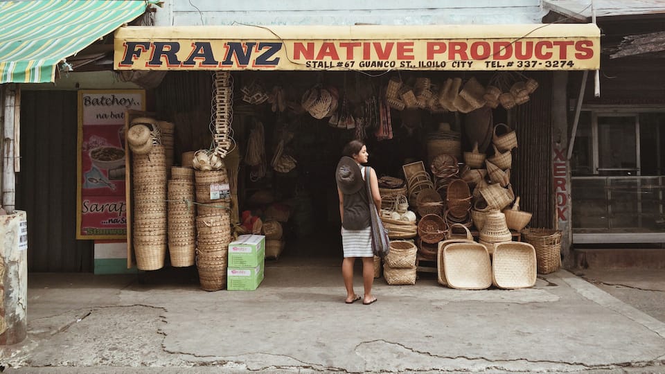 Stop by roadside shops like these to get handmade baskets and weaves. #LikeALocal #WeLoveOurMarkets