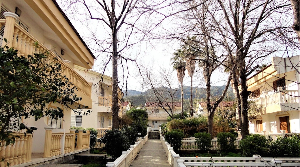 Part of the Beautiful grounds at the #RiversideGardenResort #RiversideHolidayVillage #Kyrenia #Cyprus.
#LifeatExpedia
#GoldenHour