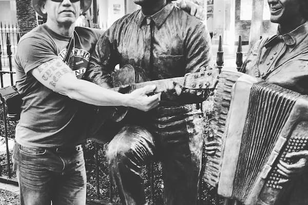 #Springfun known for country music festival one of the Aussie country music icons Slim Dusty