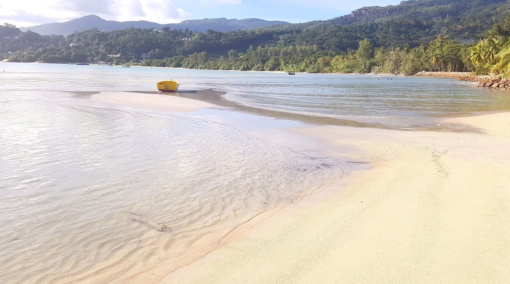 Anse a la mouche bay.