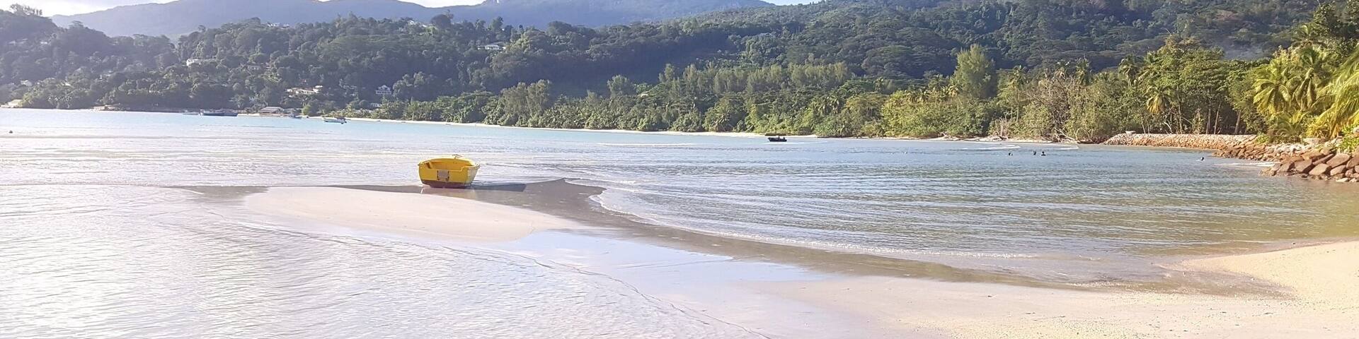 Anse a la mouche bay.