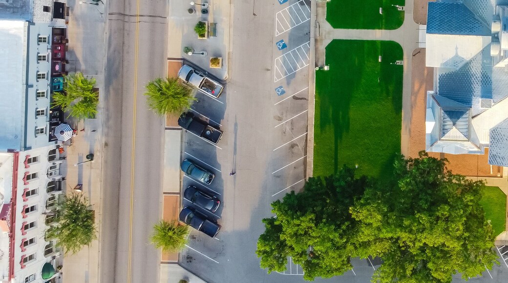 格蘭伯里歷史廣場