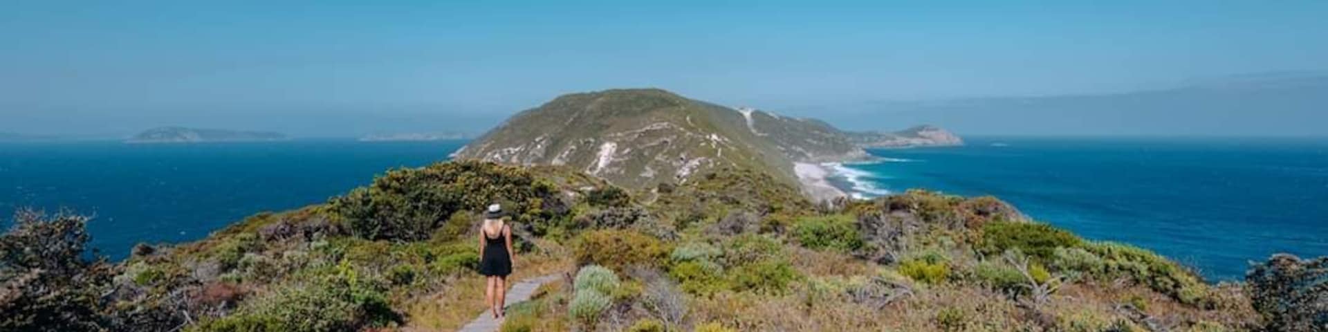 🇷🇴 Australia este pe lista ta pentru anul #2020? Dacă da, merită să iei în considerare partea de vest a Australiei. Pe noi ne-au uimit plajele splendide și peisajele fascinante! ❤️
🇬🇧 Australia is on your list for #2020? If yes, you may take into consideration the western part of Australia. We were amazed by the amazing beaches and fascinating landscapes! ❤️
#cherryontheworld #travel #australia #albany #trekking #photography