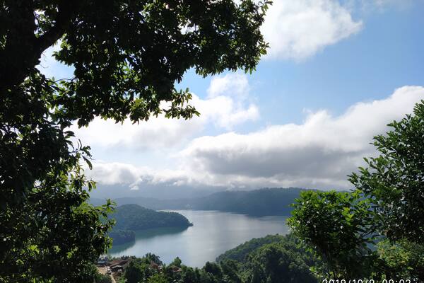 Beautiful Begnas Lake at Pokhara. Who can miss to have a boating at Begnas during a visit to paradise Pokhara. Don't miss it guys. Go & explore it.
www.regulusnepal.com
#nepalvisit2020 #visitnepal2020
#pokharavisit